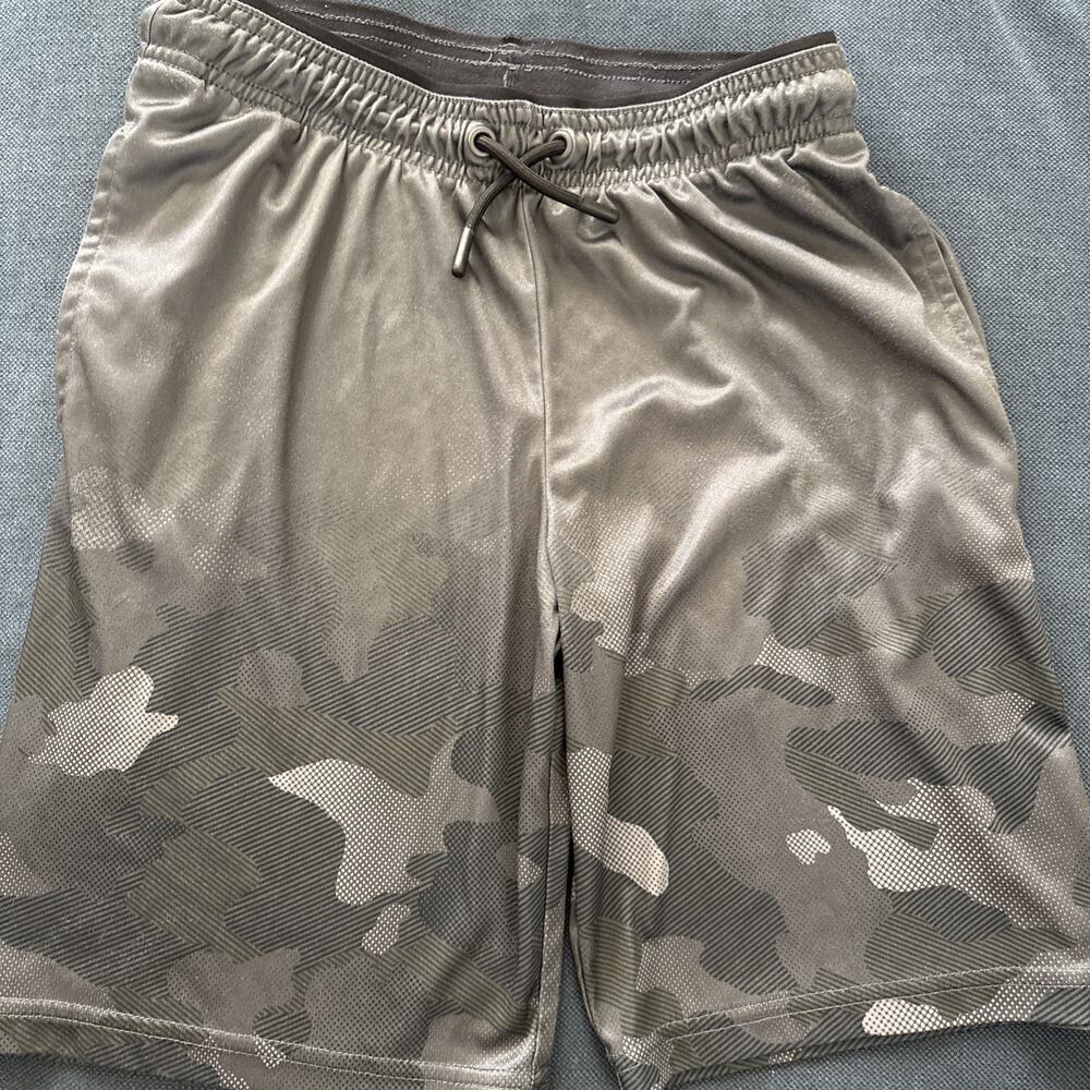 All In Motion Boys Shorts, Black Camo, Size Large